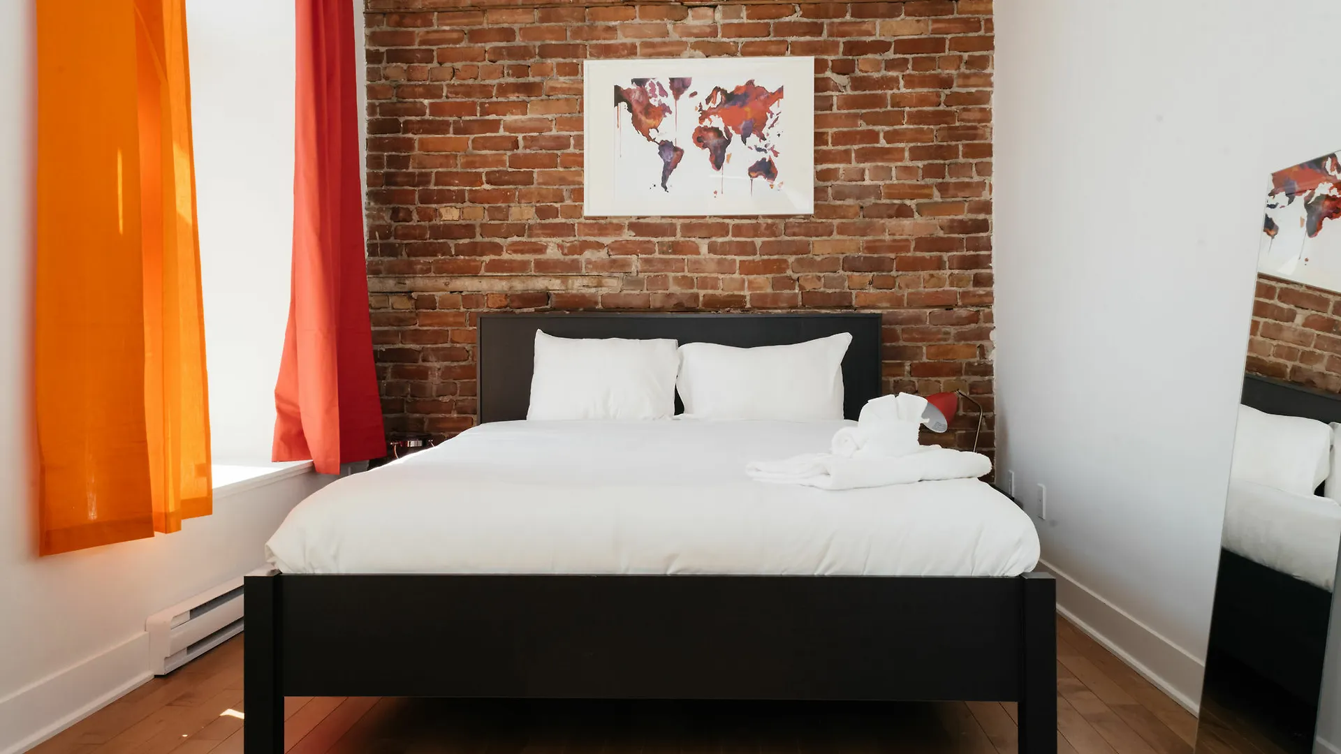 Chic 2Br In The Village By Sonder Montréal Canadá