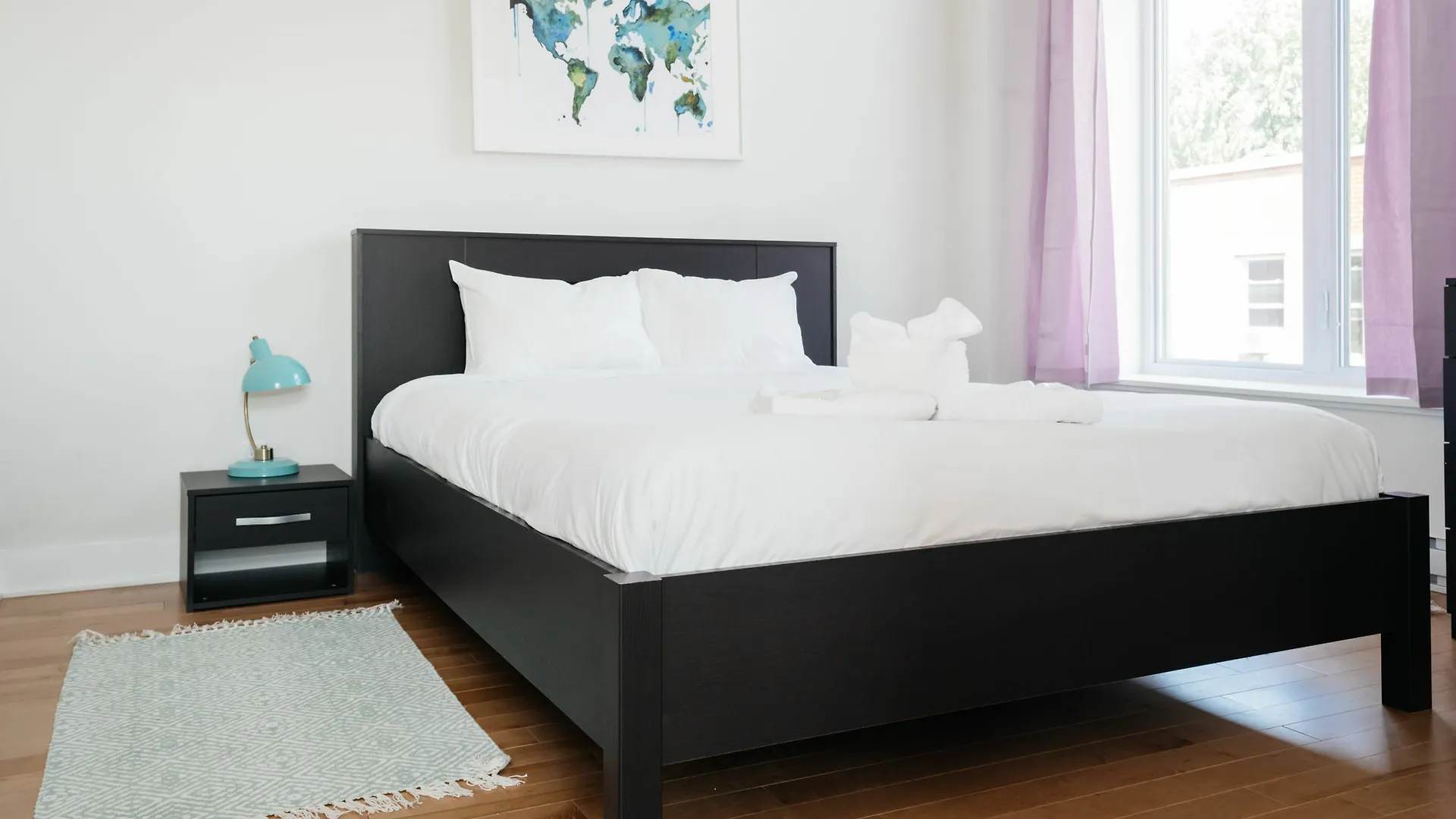 Chic 2Br In The Village By Sonder Montréal 0*,